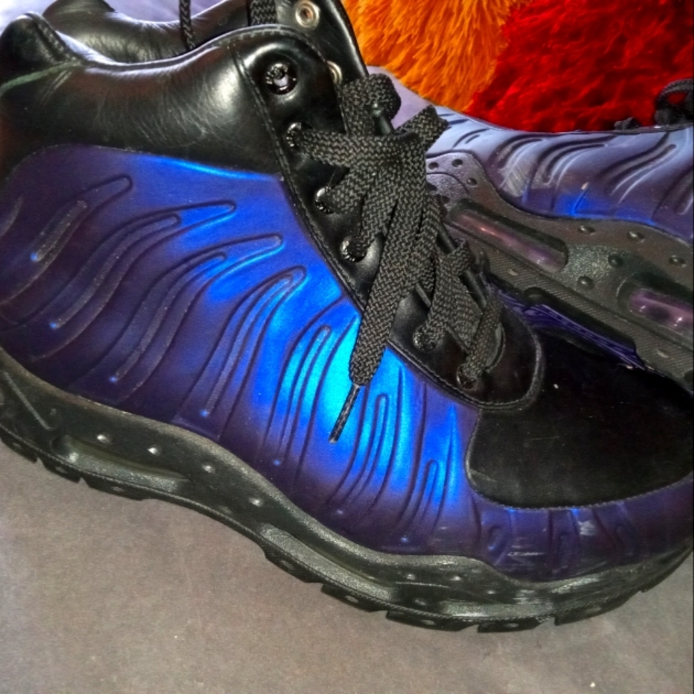 Nike working boots